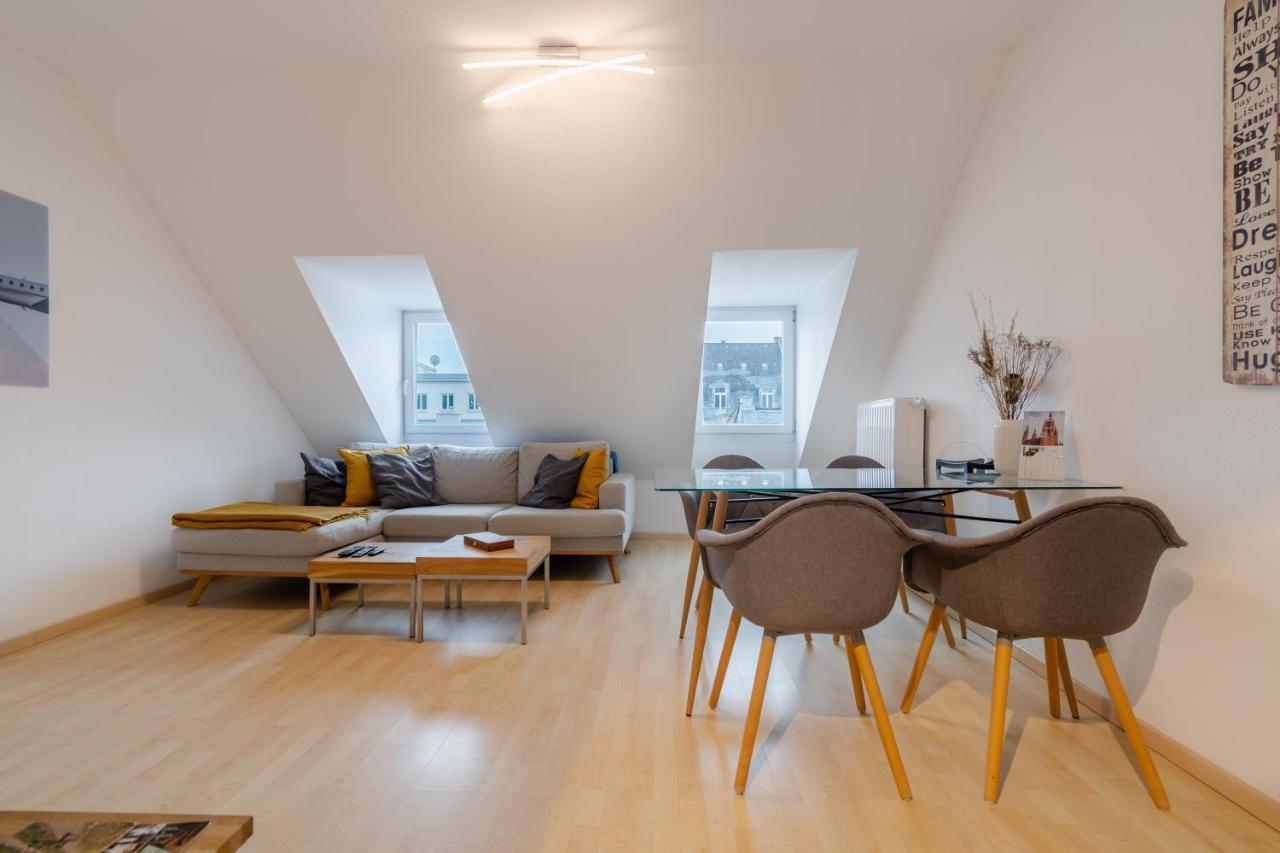 Home By Doni I Serviced Apartments I Ruhig I Zentral Nahe Rmcc, Staatsheater & Landtag Wiesbaden Exterior photo